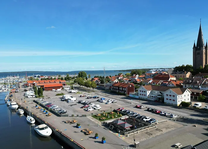 Vaenerport Lakefront Hotell